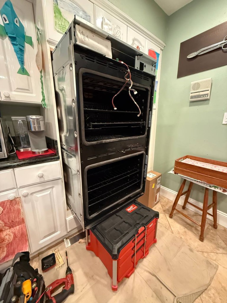 Double wall oven repair on Milwaukee tool stack